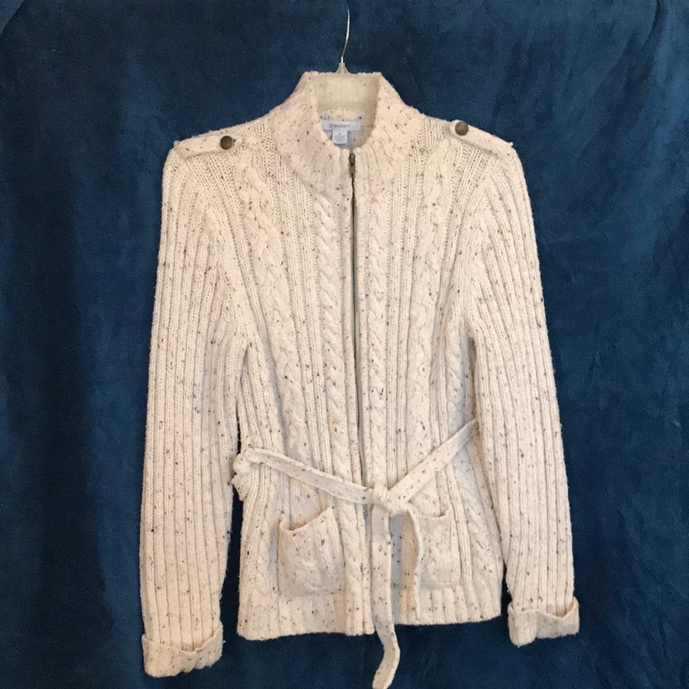 Sweater with a double zipper!